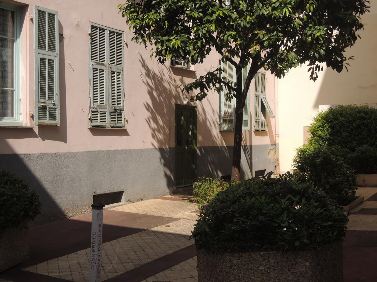 Le Coin Du Marche Apartment Ница Екстериор снимка